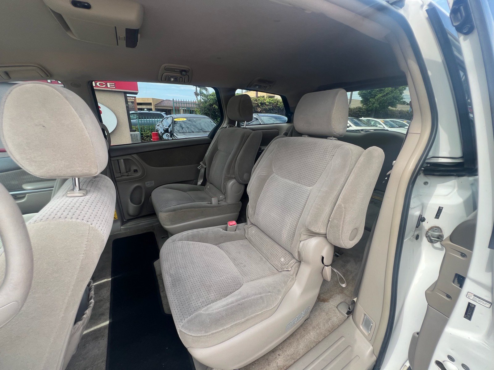 Used 2006 Toyota Sienna LE w/ LE Pkg 6 FWD image 11