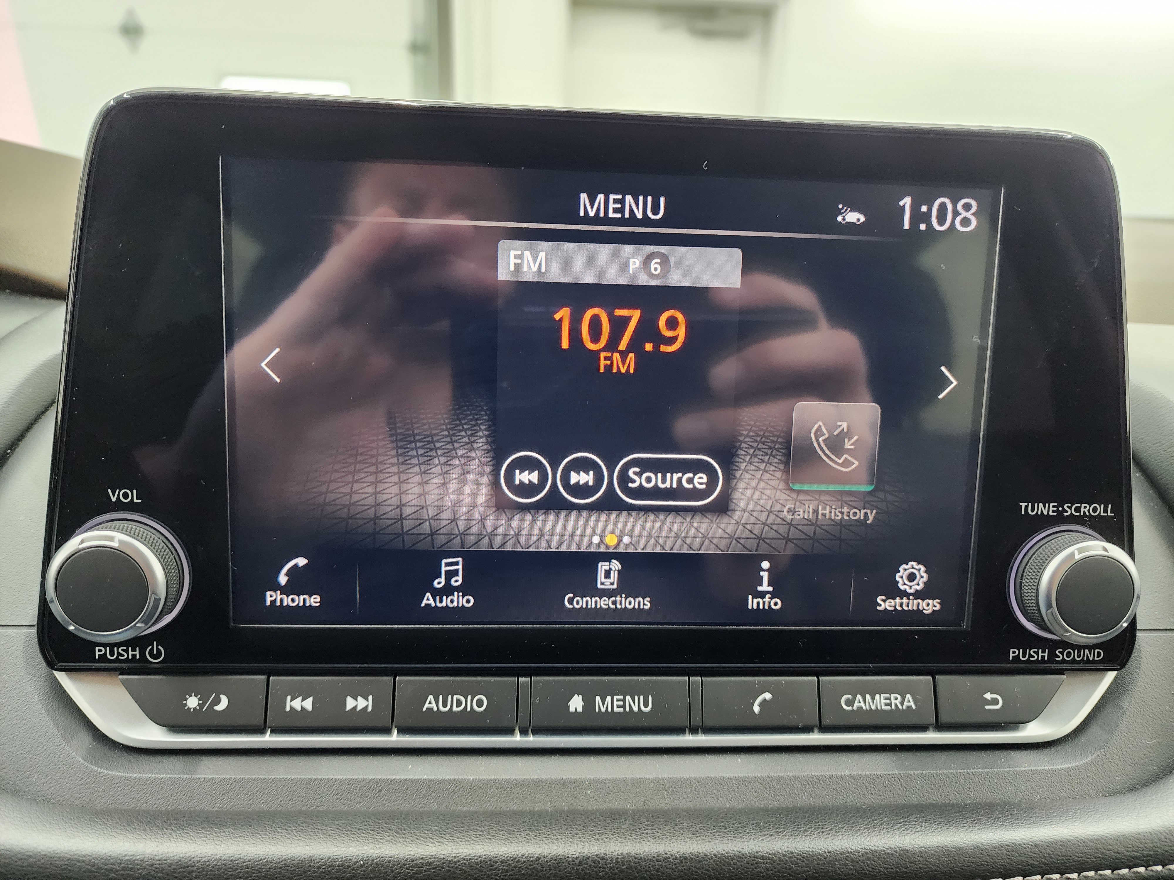 Used 2023 Nissan Rogue SV image 42