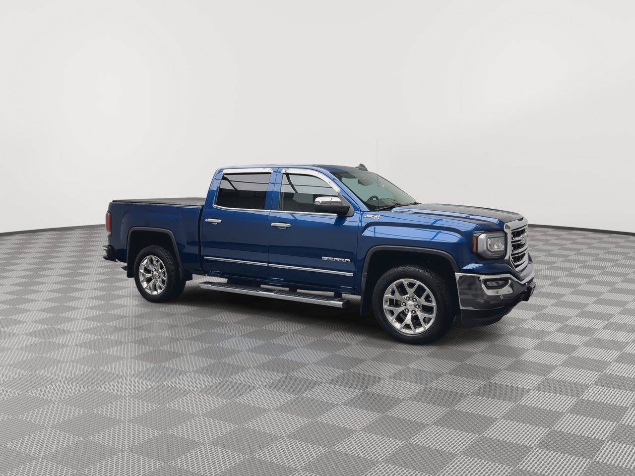 Used 2017 GMC Sierra 1500 SLT w/ SLT Premium Package AWD/4WD image 43