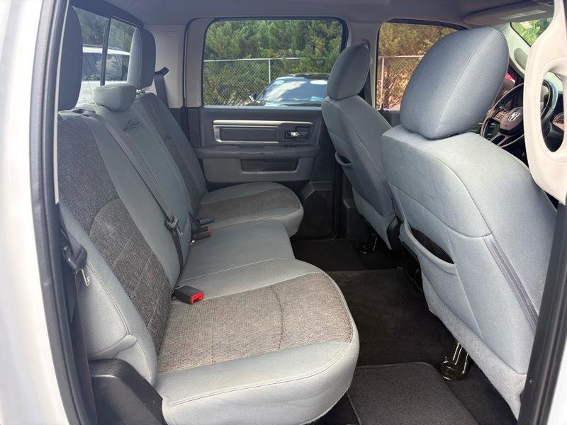 Used 2017 RAM 1500 Big Horn AWD/4WD image 43