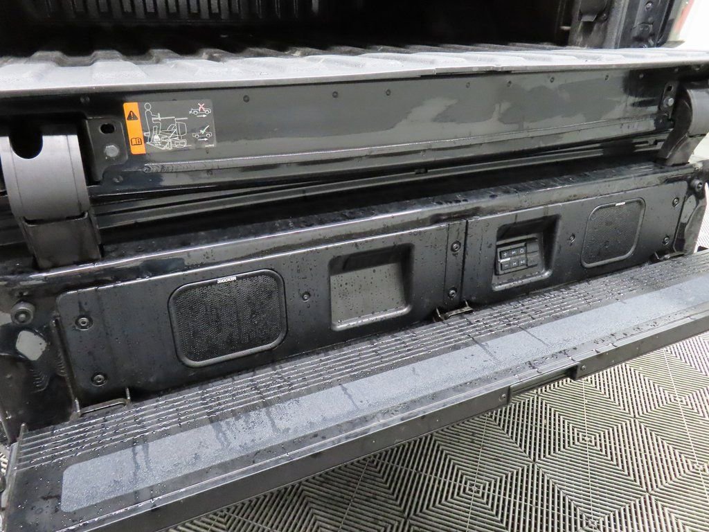 Used 2025 GMC Sierra 2500 AT4X w/ AT4X AEV Edition image 46