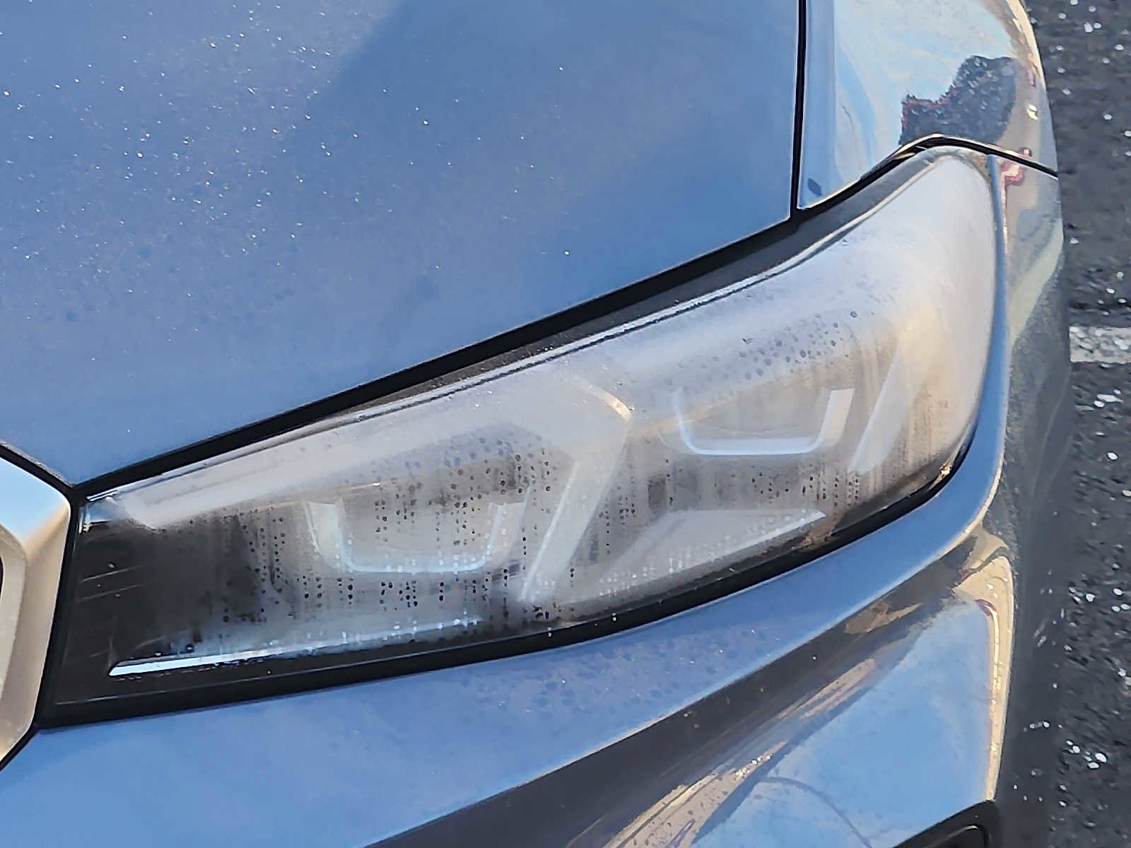 Used 2025 BMW 330i xDrive Sedan w/ M Sport Package image 9