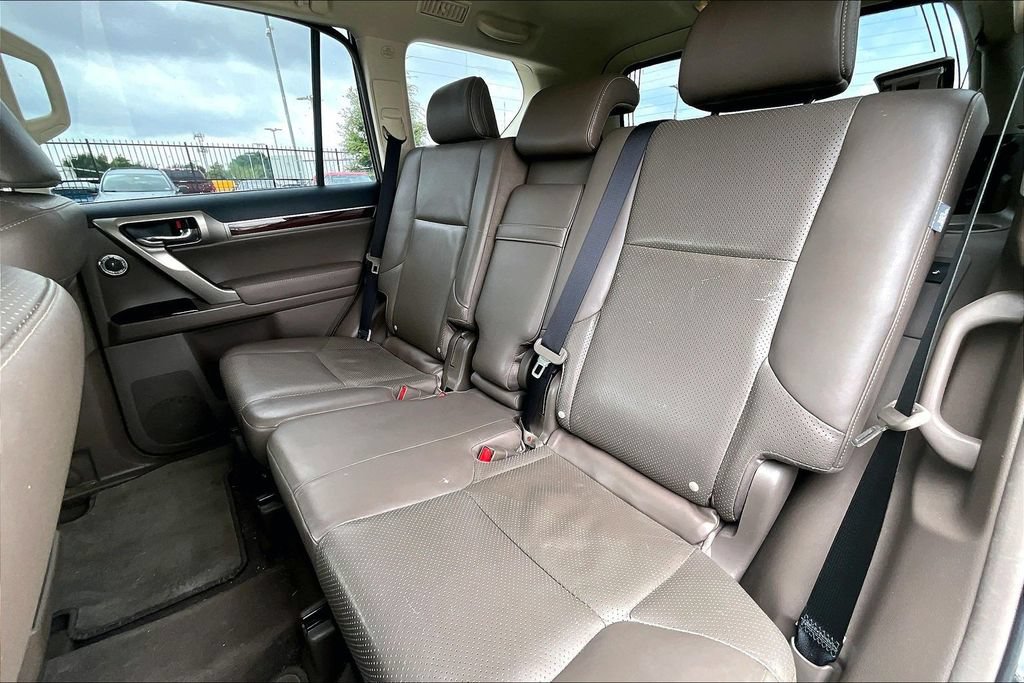 Used 2014 Lexus GX 460 Luxury AWD/4WD image 31