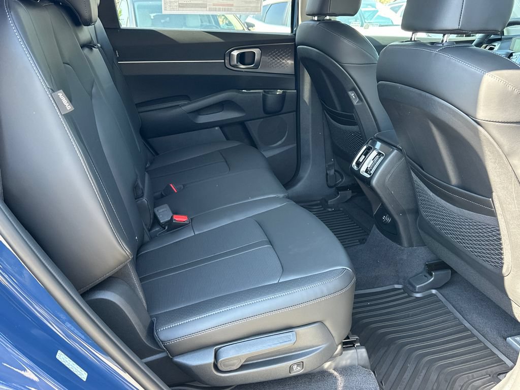 New 2026 Kia Sorento S AWD/4WD image 13