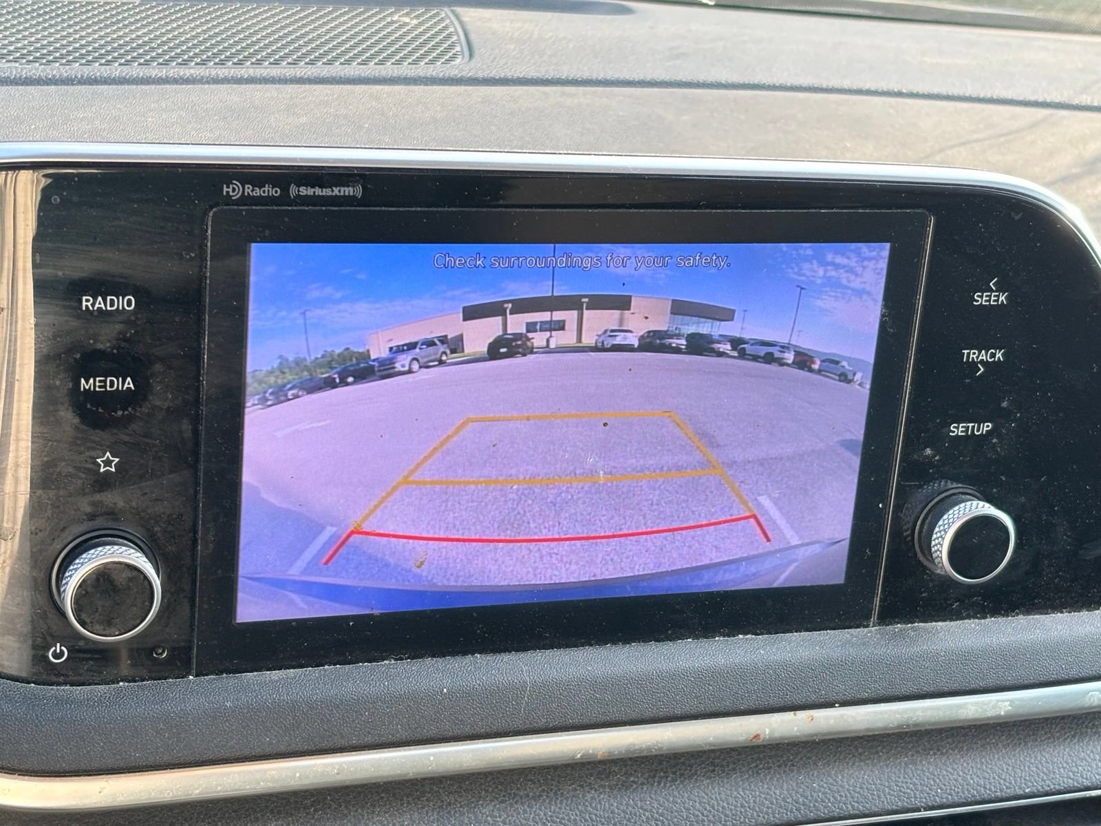 Used 2022 Hyundai Sonata SEL w/ Preferred Accessory Package FWD image 9