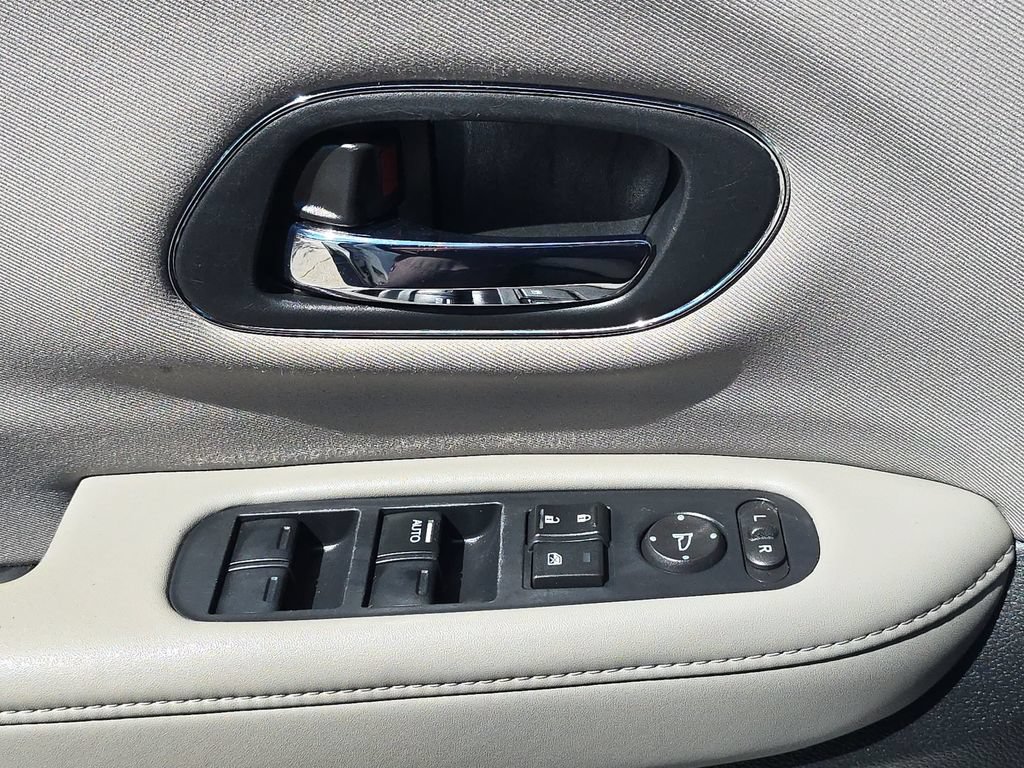 Used 2017 Honda HR-V EX image 22