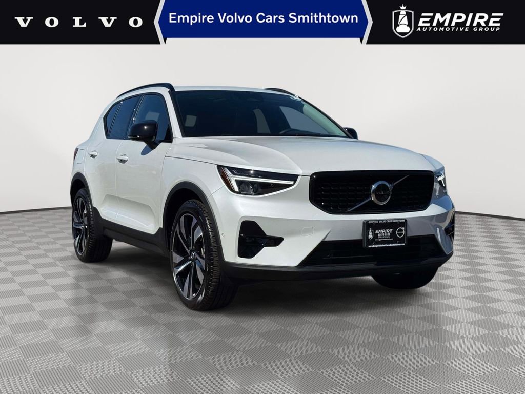 Certified 2026 Volvo XC40 B5 Plus w/ Climate Package