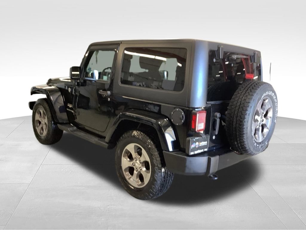 Certified 2018 Jeep Wrangler Sahara w/ Connectivity Group AWD/4WD image 3