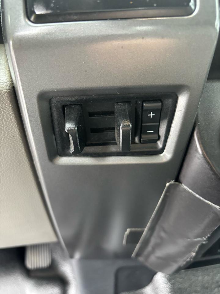 Used 2019 Ford F350 XLT w/ Camper Package AWD/4WD image 18