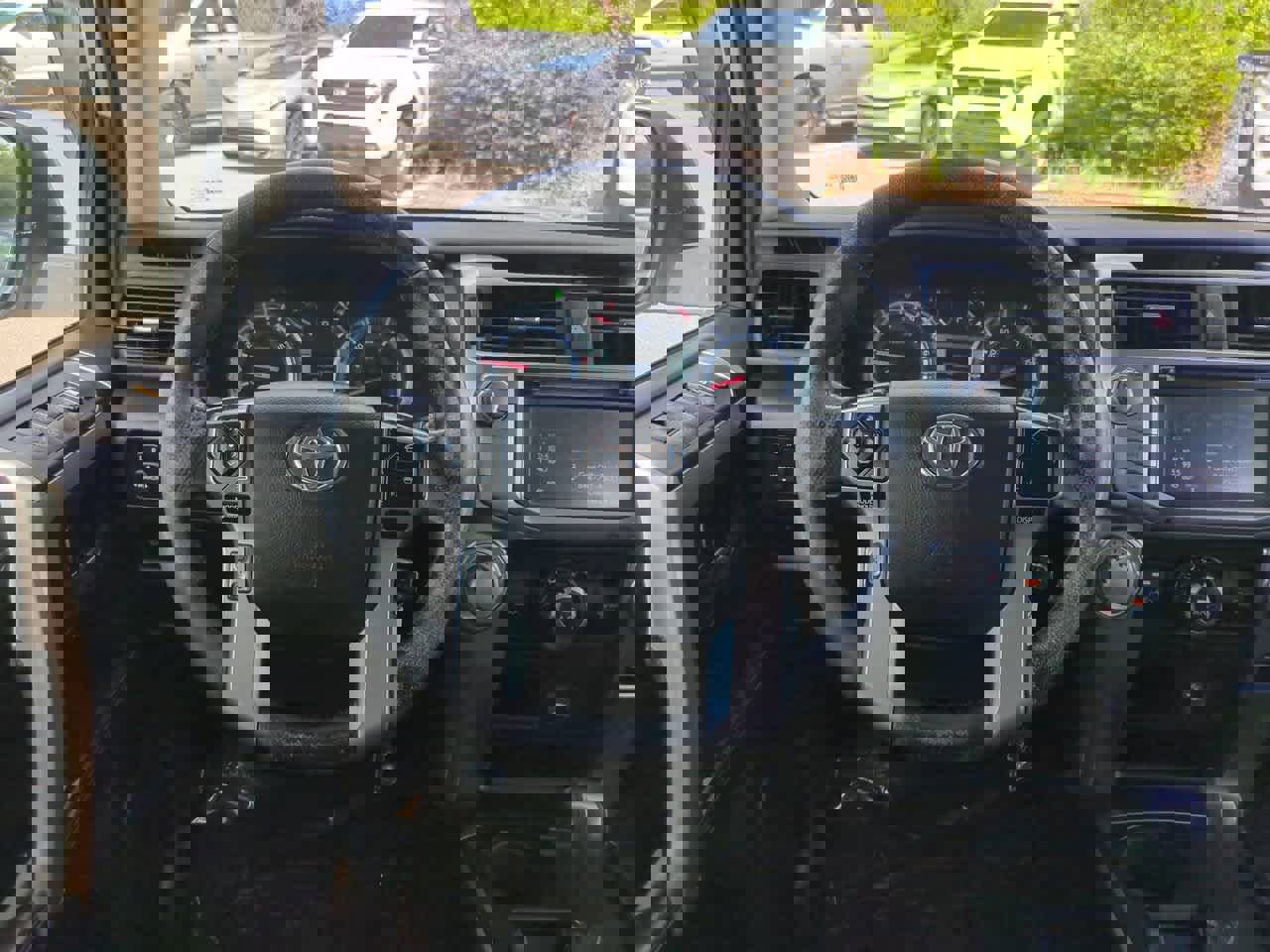 Used 2014 Toyota 4Runner SR5 Premium RWD image 15