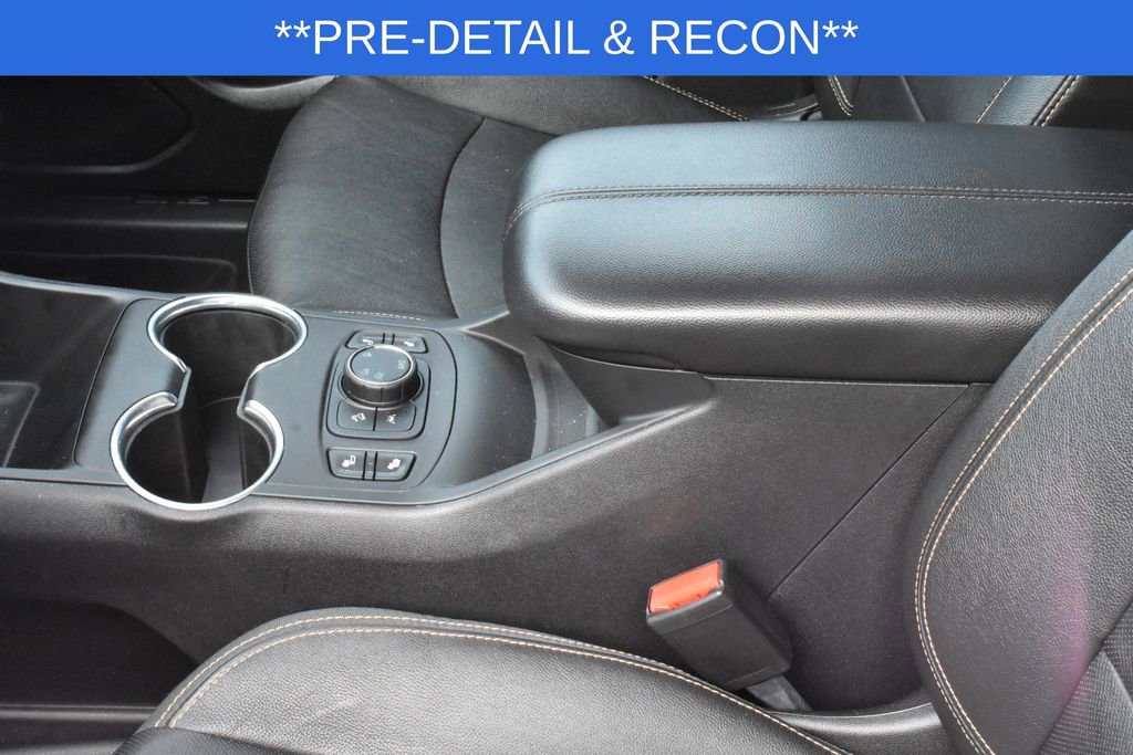 Used 2021 GMC Terrain SLT w/ Infotainment Package II image 15