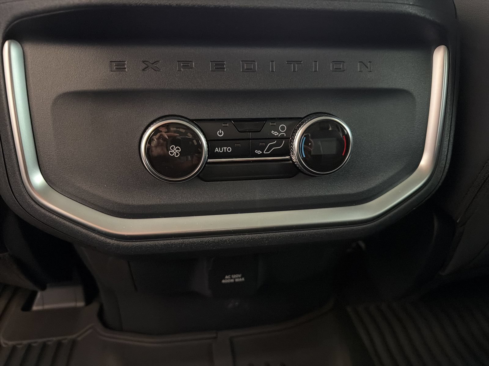 New 2026 Ford Expedition Max Active AWD/4WD image 21