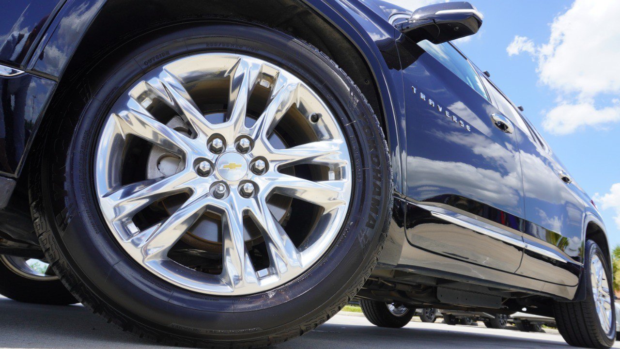 Used 2018 Chevrolet Traverse High Country AWD/4WD image 11