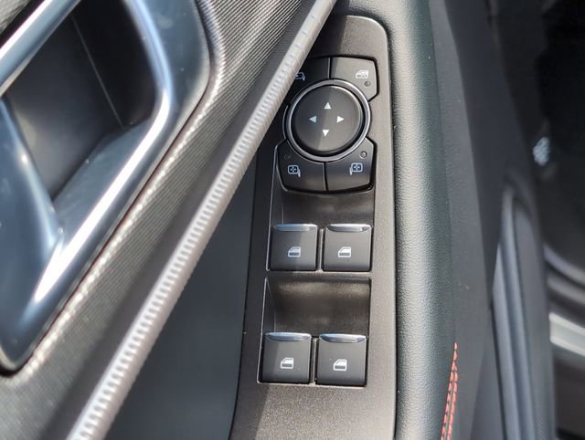 Used 2025 Ford Explorer ST image 16