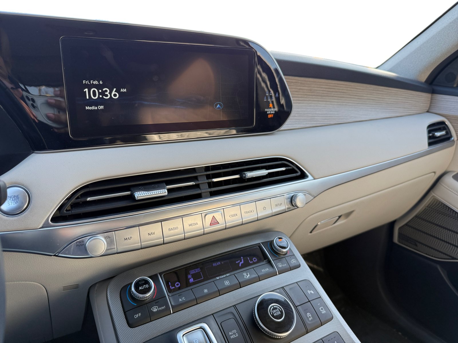 Certified 2022 Hyundai Palisade Limited FWD image 12