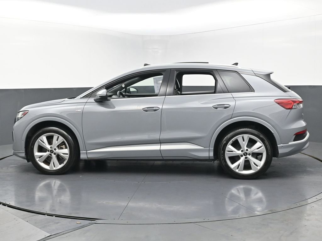 Used 2023 Audi Q4 e-tron Prestige w/ 20" Wheel Package image 8