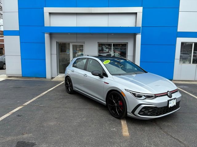 Used 2024 Volkswagen GTI SE w/ SE Leather Seats Package image 3