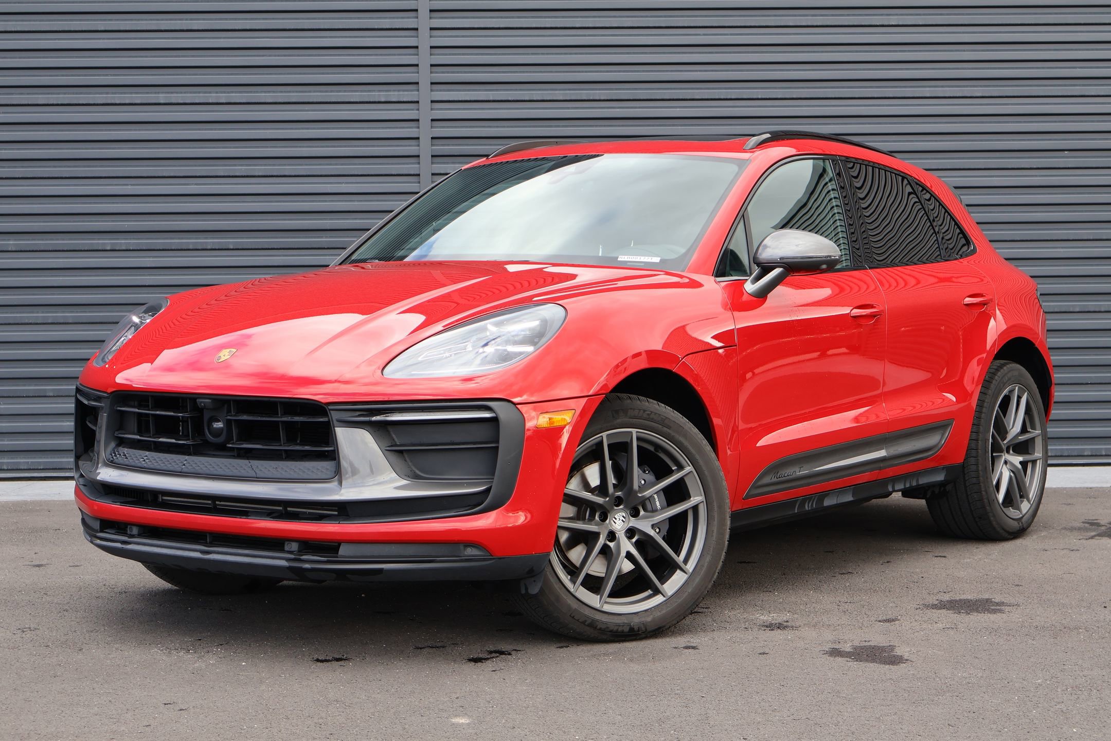 Used 2024 Porsche Macan Turbo image 1
