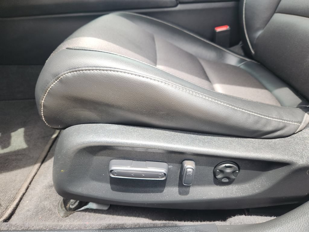 Used 2022 Honda Accord Sport image 25