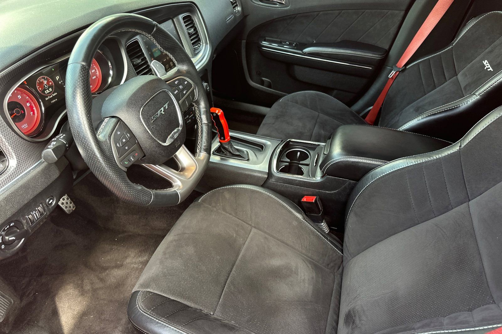 Used 2016 Dodge Charger SRT Hellcat w/ Harman/Kardon Audio Group RWD image 10
