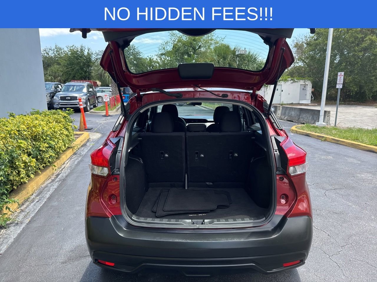 Used 2018 Nissan Kicks SV FWD image 30