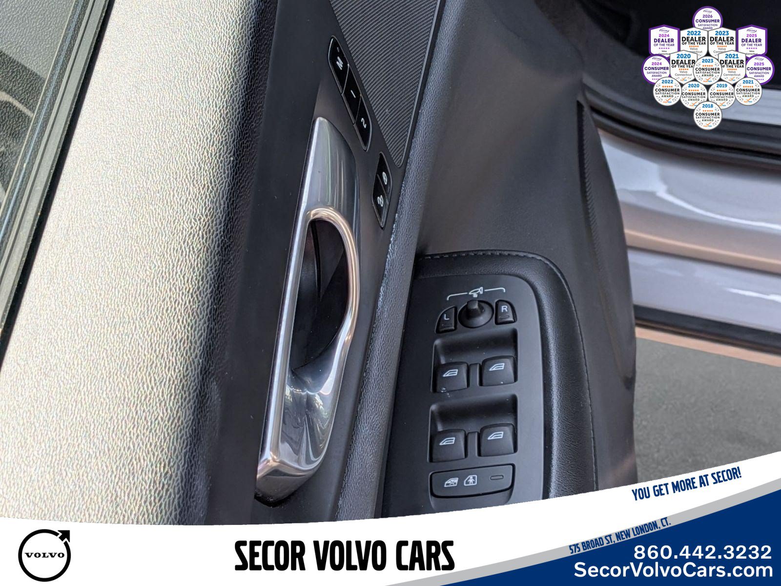 Certified 2023 Volvo S60 B5 Plus AWD/4WD image 12