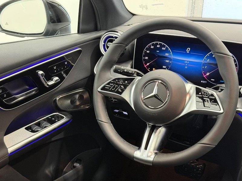 New 2026 Mercedes-Benz GLC 300 4MATIC image 8