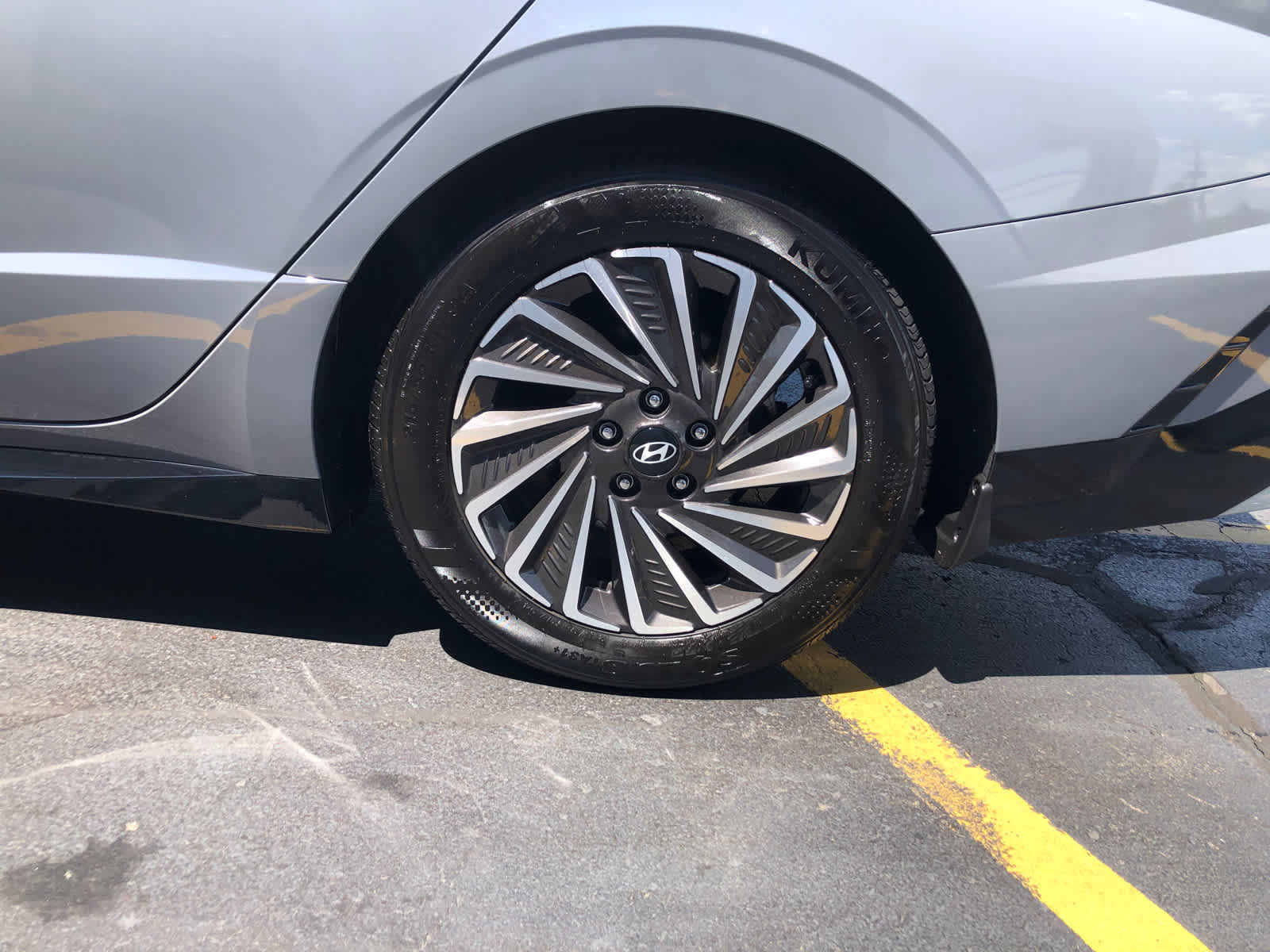 Certified 2025 Hyundai Sonata Limited FWD image 25
