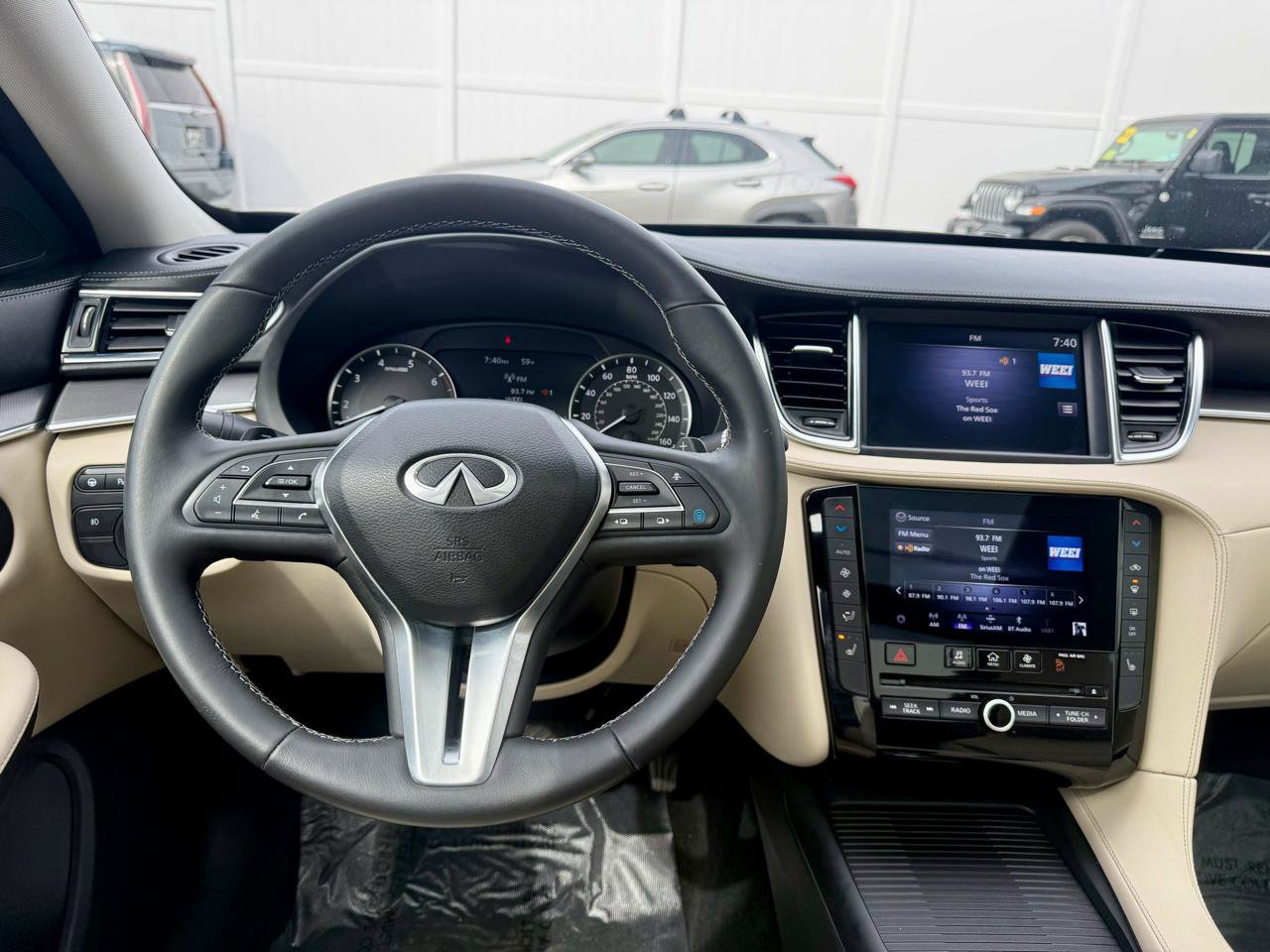 Used 2022 INFINITI QX50 Luxe w/ Cargo Package AWD/4WD image 30