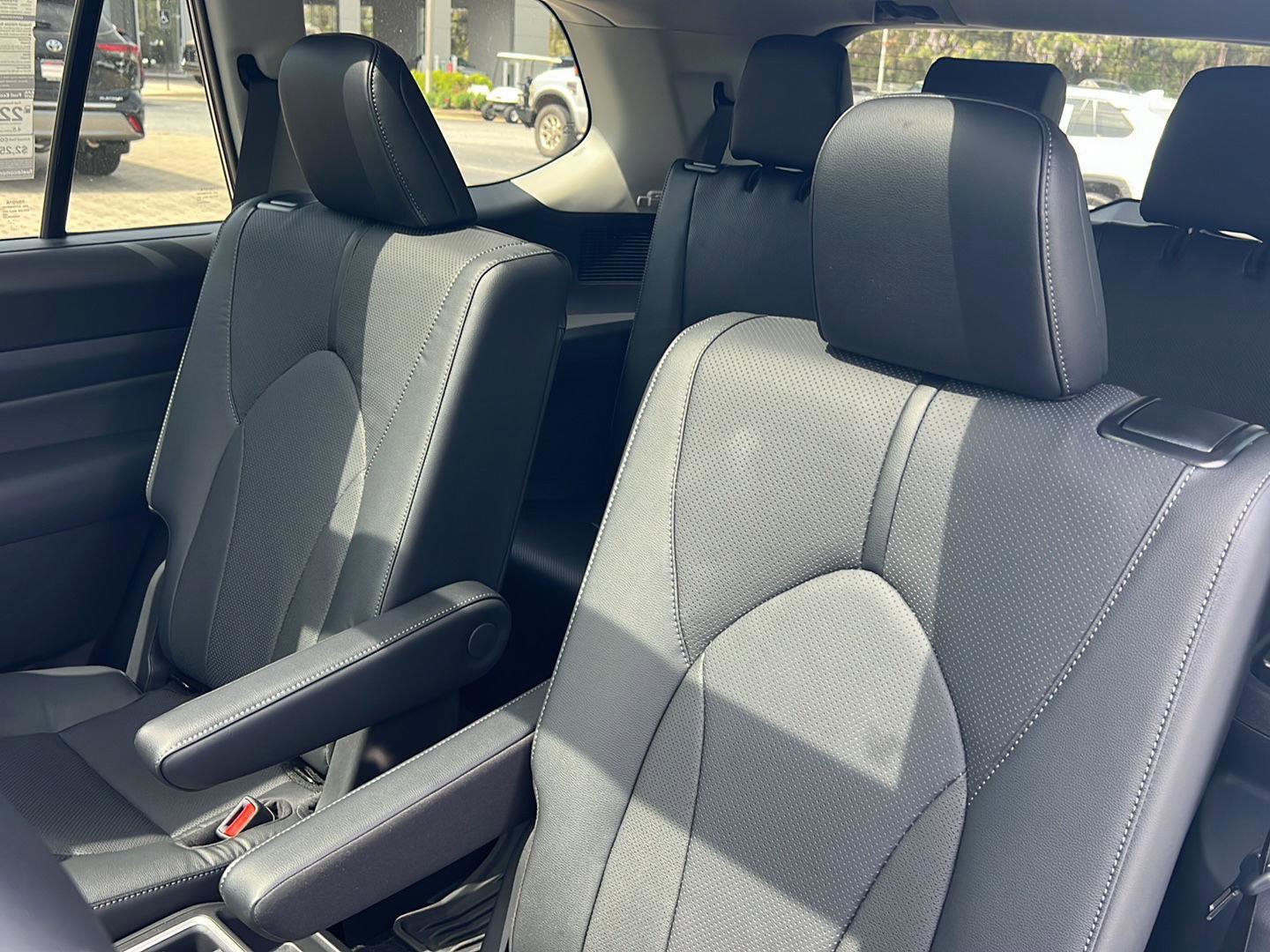 New 2026 Toyota Grand Highlander Limited image 33