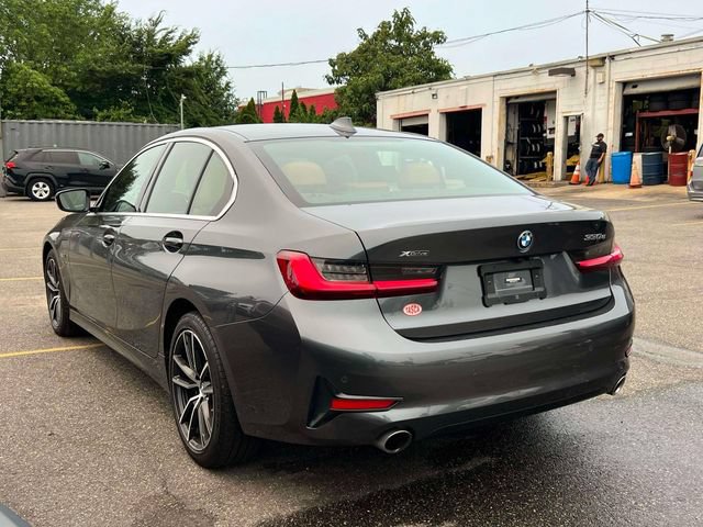 Used 2022 BMW 330e xDrive w/ Driving Assistance Package AWD/4WD image 8