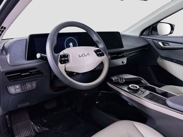 Used 2023 Kia EV6 Wind w/ Wind Technology Package AWD/4WD image 9