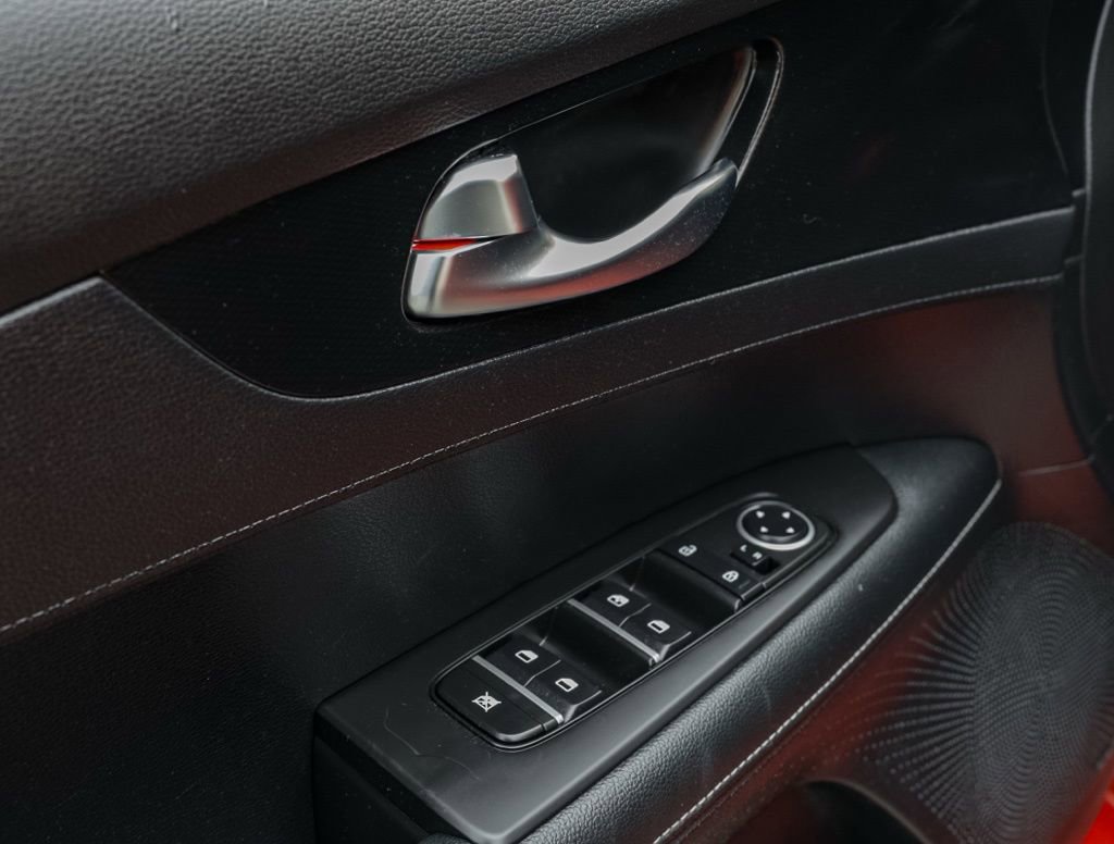 Used 2024 Kia Forte GT-Line w/ GT-Line Premium Package image 15