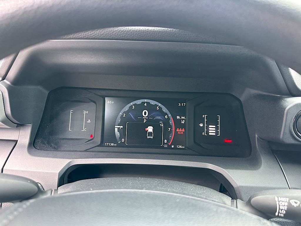 Certified 2024 Toyota Tacoma SR image 24