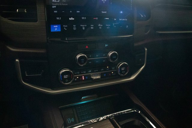 Used 2022 Ford Expedition Limited image 35