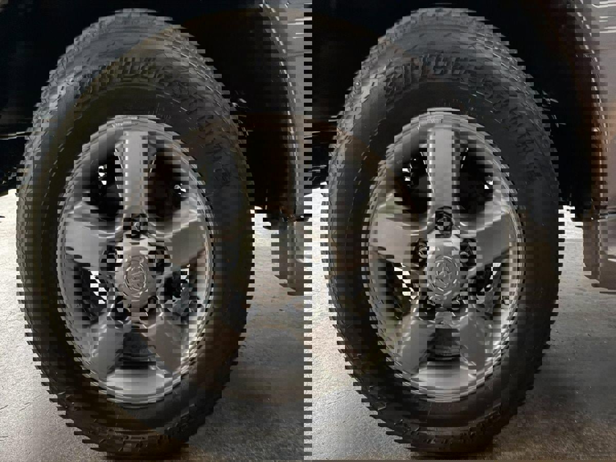 Used 2007 Toyota Land Cruiser image 31