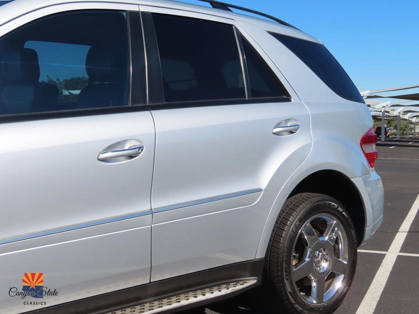 Used 2008 Mercedes-Benz ML 550 4MATIC image 23