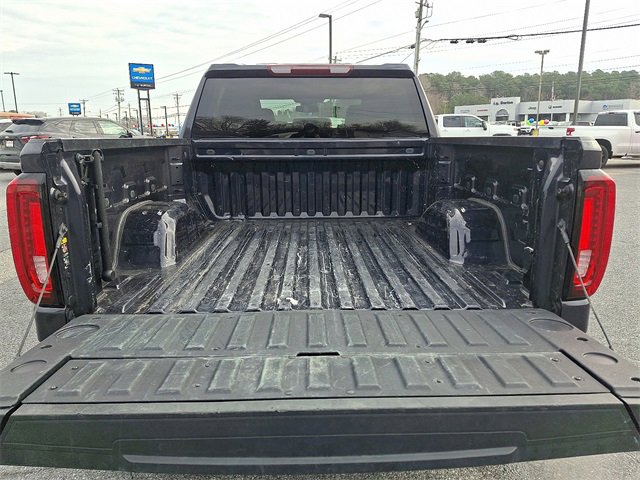 Certified 2024 GMC Sierra 1500 SLT image 28