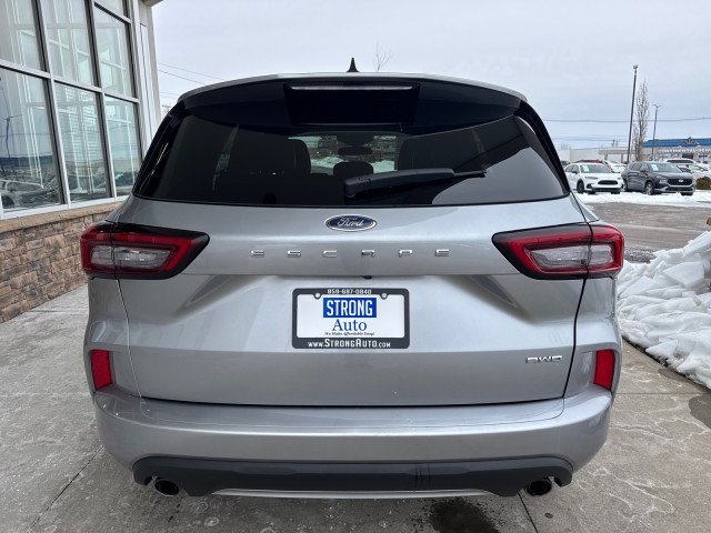 Used 2024 Ford Escape ST-Line AWD/4WD image 4