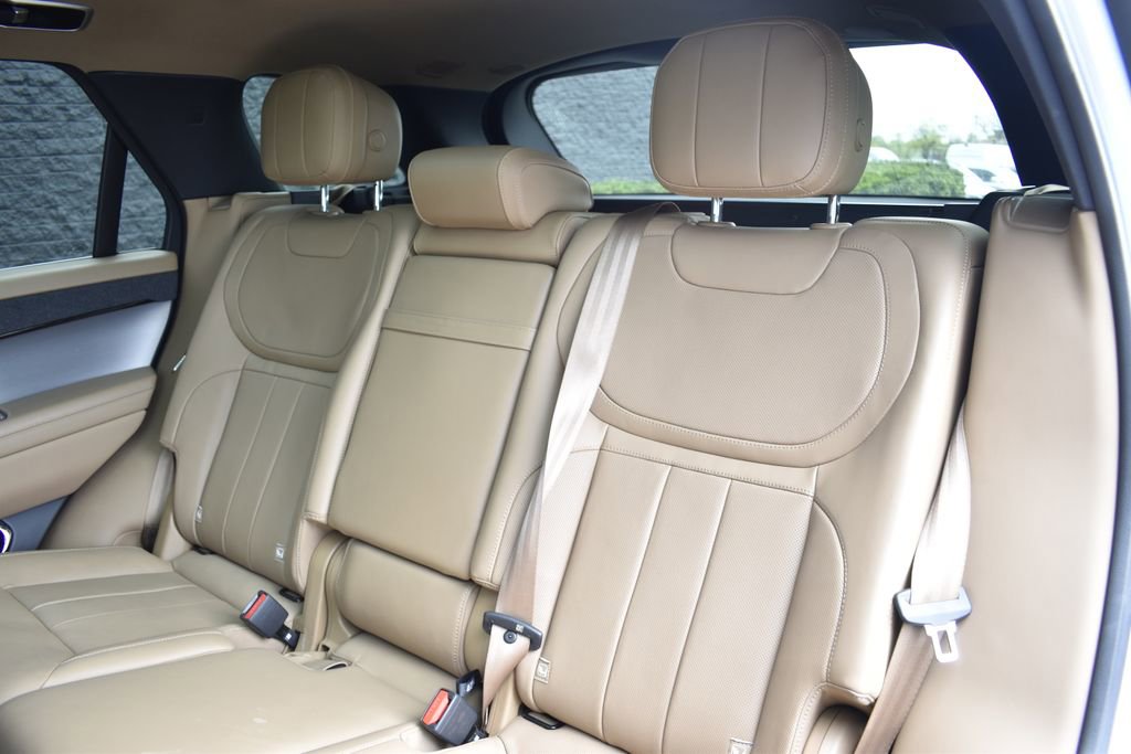 Used 2024 Land Rover Range Rover Sport SE AWD/4WD image 37