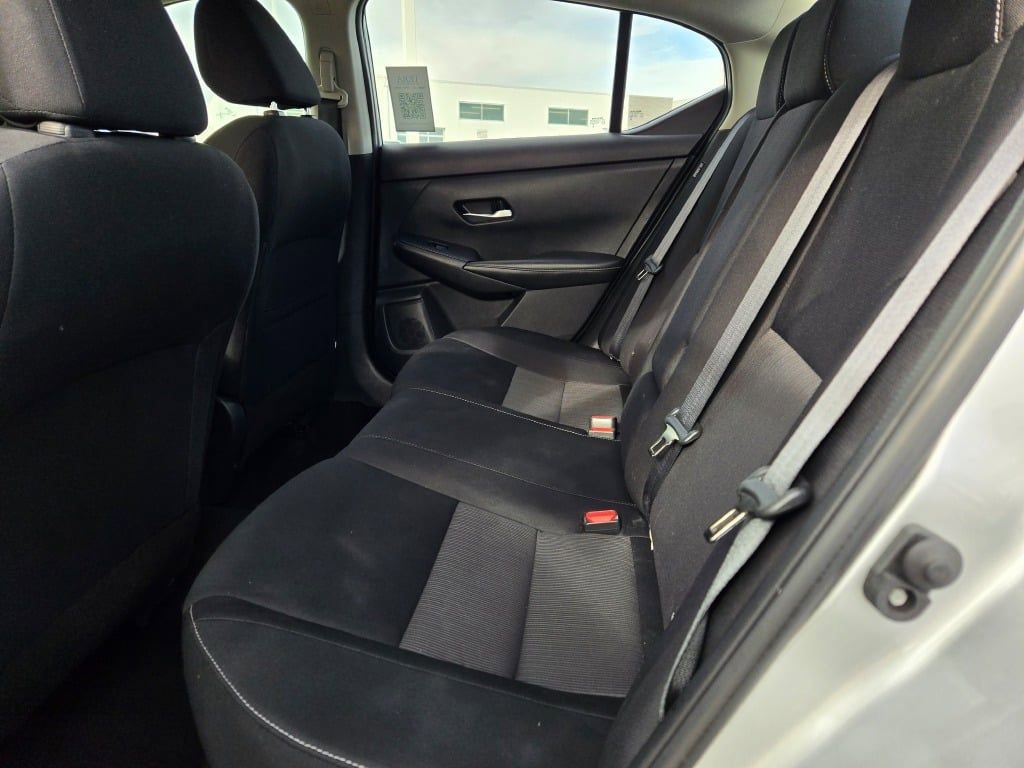 Used 2022 Nissan Sentra SV image 13