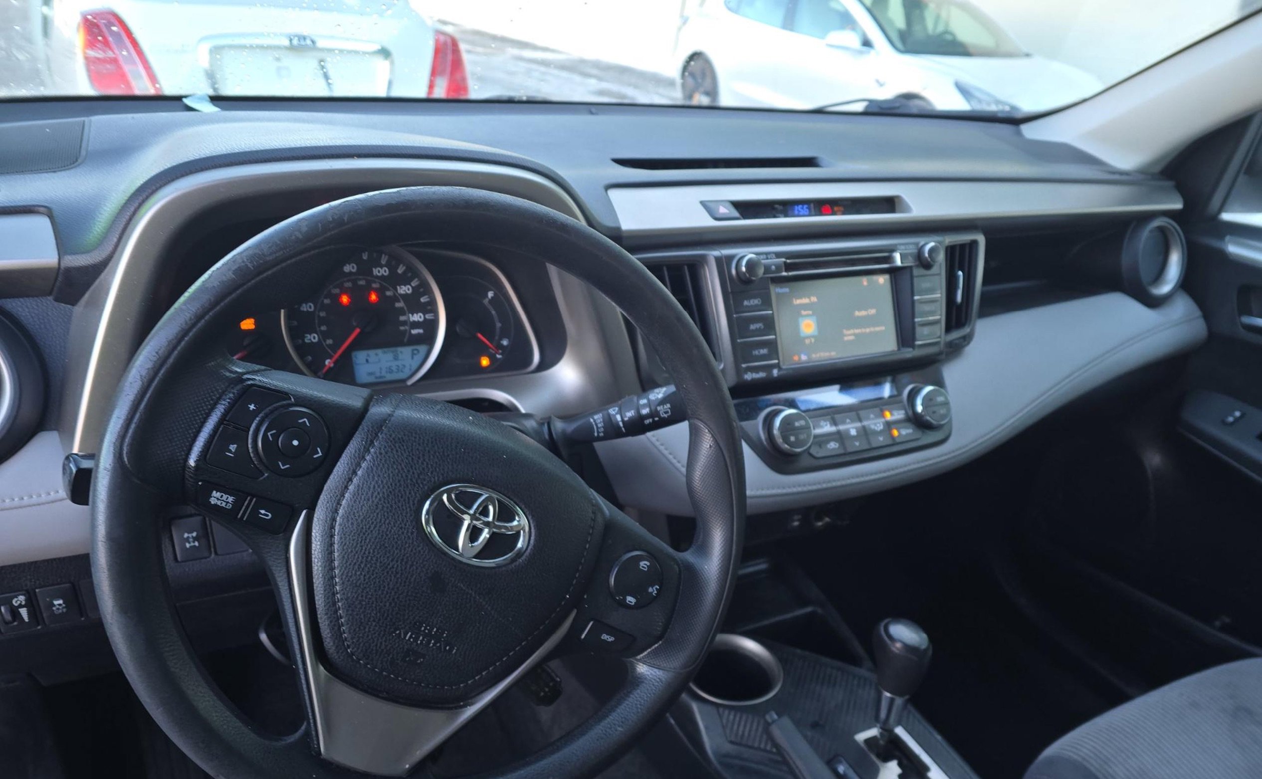 Used 2014 Toyota RAV4 XLE image 6