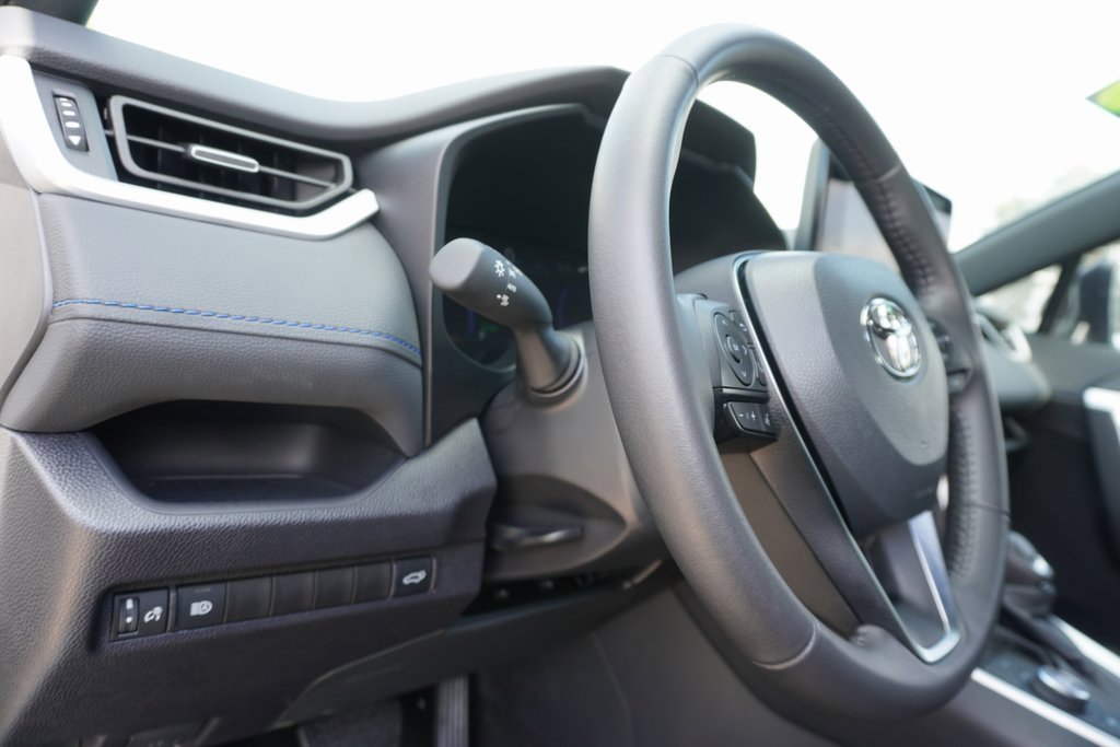 Used 2025 Toyota RAV4 XSE image 12