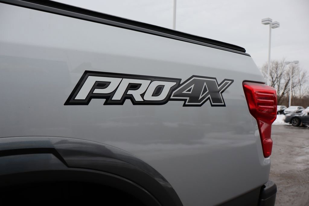 Used 2018 Nissan Titan PRO-4X image 27
