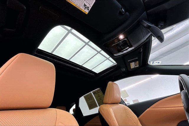 Used 2025 Lexus RX 350 FWD image 25