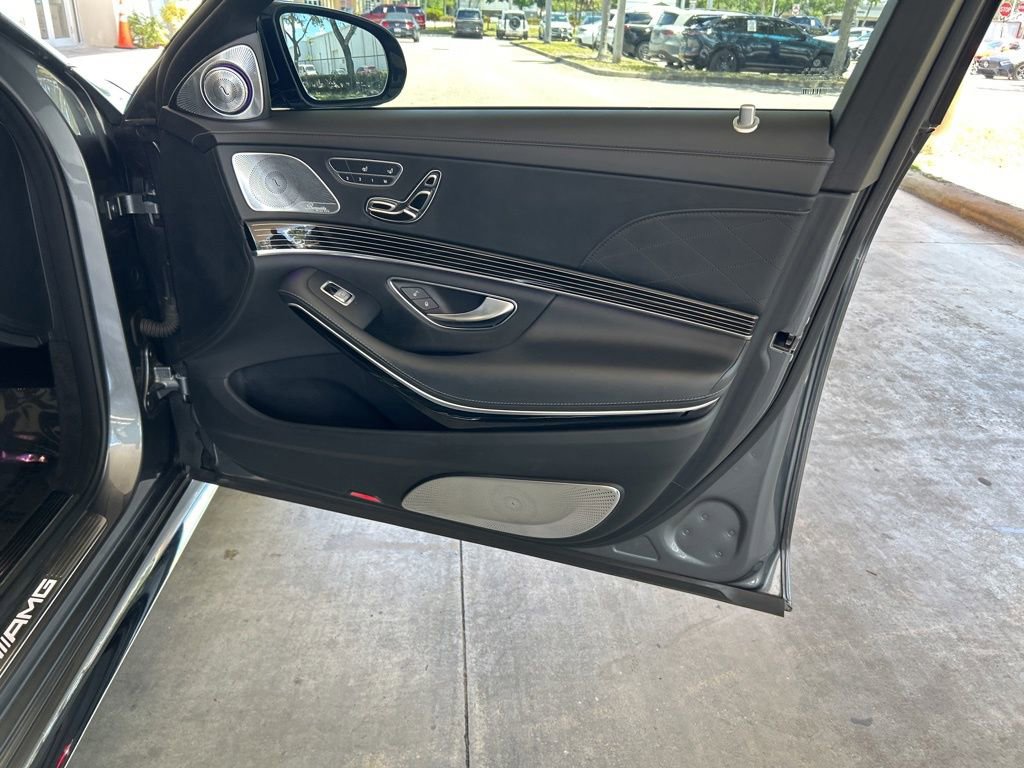 Used 2019 Mercedes-Benz S 63 AMG S 4MATIC Sedan image 30