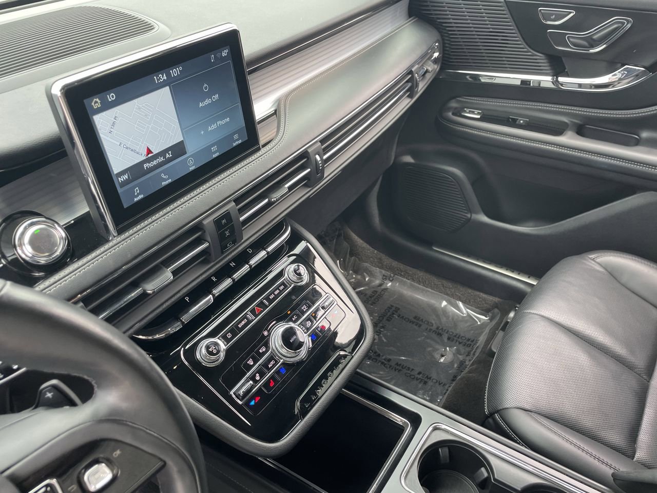 Used 2022 Lincoln Corsair AWD w/ Premium Package image 24