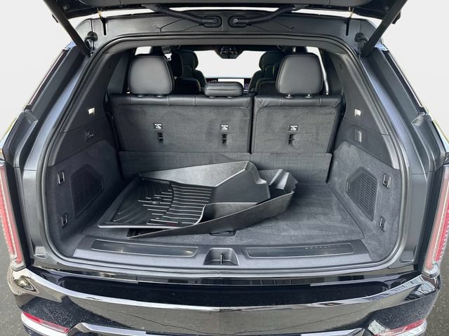 Certified 2026 Cadillac Escalade IQ Luxury 1 AWD/4WD image 5