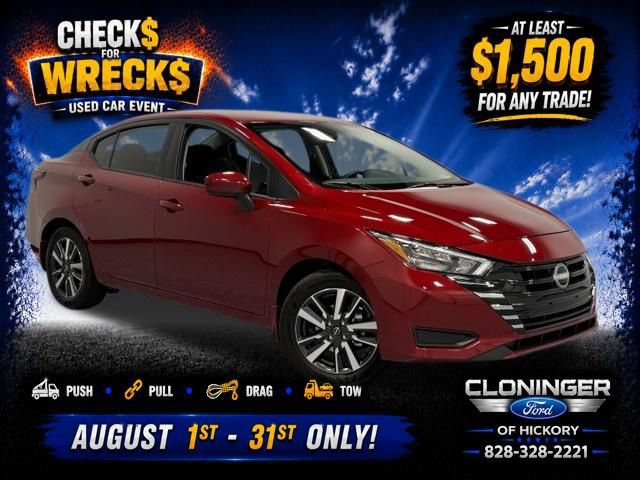 Used 2025 Nissan Versa SV w/ Trunk Package