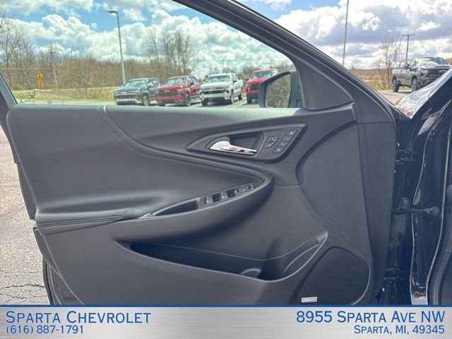 Used 2023 Chevrolet Malibu LT w/ Driver Confidence Package image 9